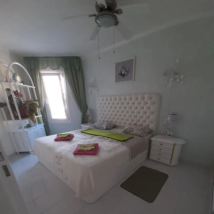 Bright Apartment With Ocean View Playa de las Américas 0*,  Spanien